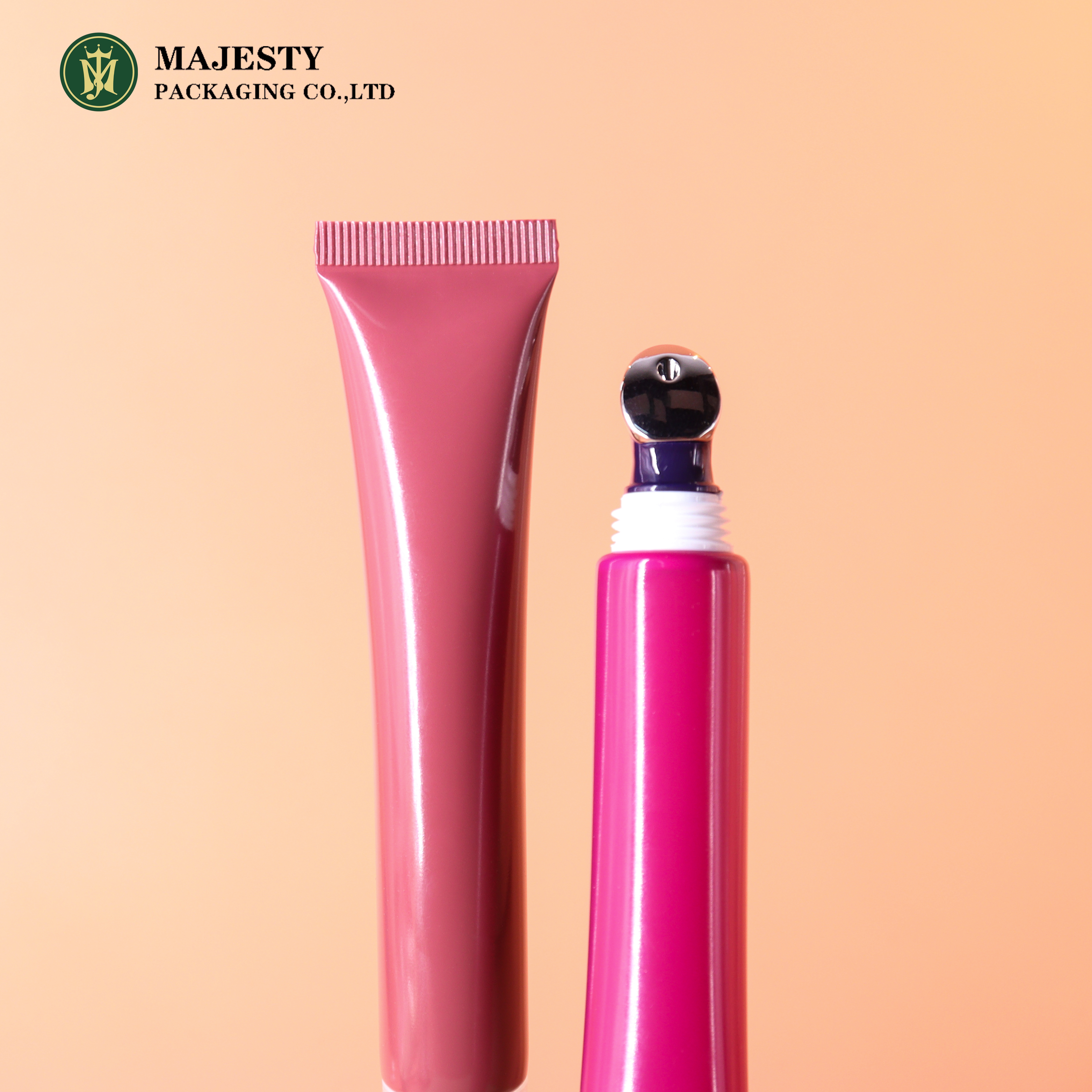 أنابيب بلاستيكية ODM/OEM مع قضيب سبيكة الزنك لتغليف أحمر الشفاه