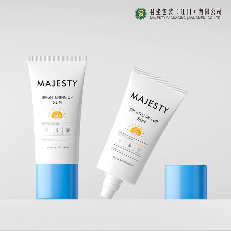 أنبوب تعبئة وتغليف بلاستيكي ناعم لمستحضرات التجميل لكريم الأساس الواقي من الشمس BB & CC كريم اليد مع غطاء علوي لولبي بسعة 30 مللي