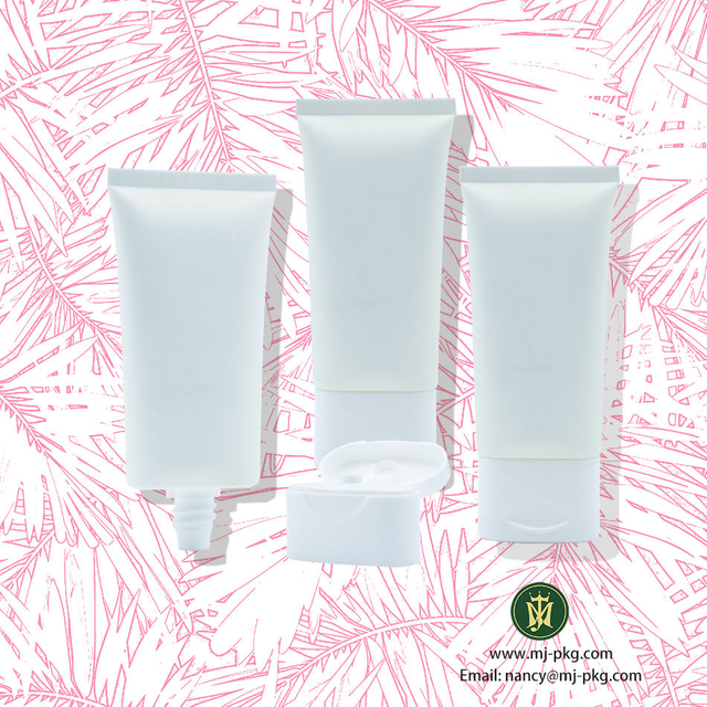 أنبوب بلاستيكي أبيض ناعم مخصص لمستحضرات التجميل فارغ 60 مللي 100 مللي 120 مللي غطاء علوي قابل للطي لشامبو كريم العين وكريم اليد واقي من الشمس