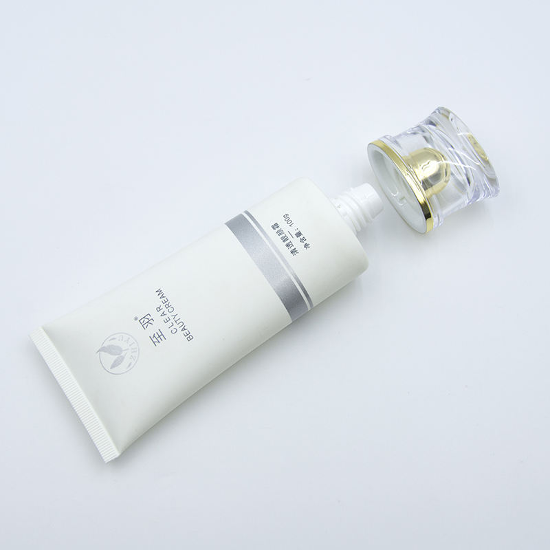 OEM120ml أنبوب بلاستيكي ناعم للضغط لوشن الجسم وواقي الشمس المنظف والشامبو مع غطاء لولبي مستحضرات التجميل وغسول الوجه الأساسي