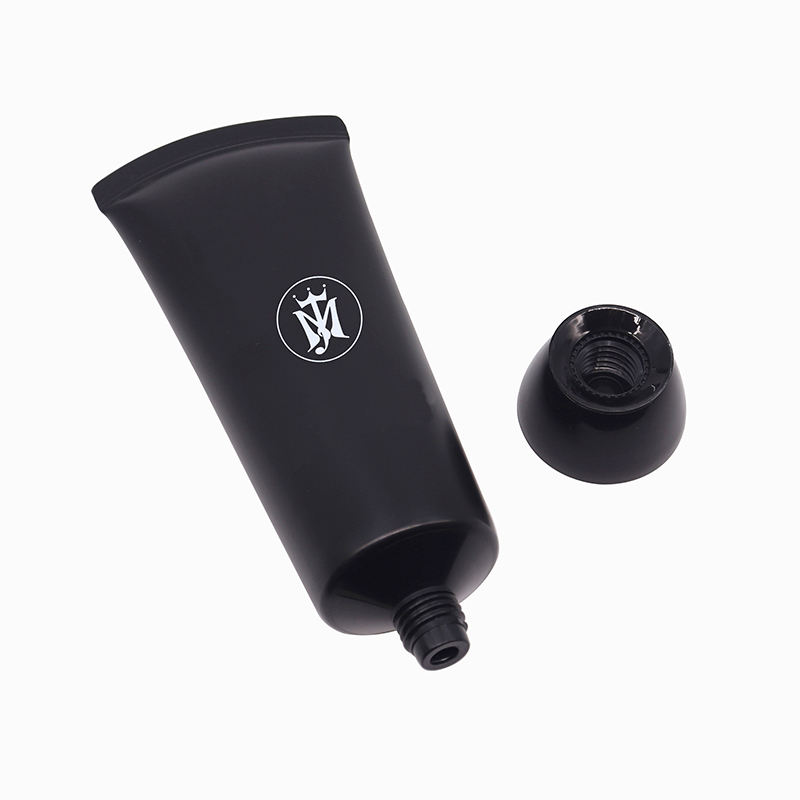 OEM 80 مللي 100 مللي 120 مللي أسود أنبوب بلاستيكي فارغ كريم وجه الرجال منظف الوجه أنبوب مع غطاء برغي التعبئة والتغليف لغسل الوجه