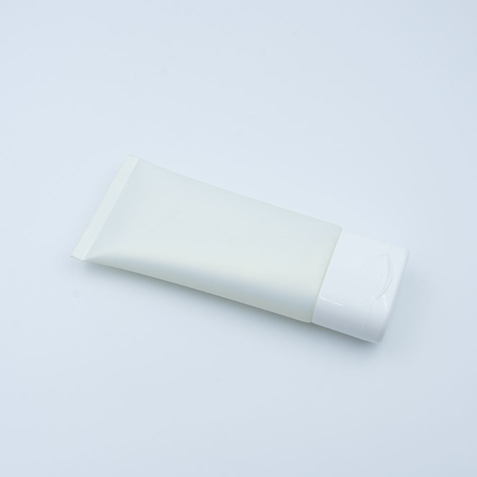 أنبوب بلاستيكي أبيض ناعم مخصص لمستحضرات التجميل فارغ 60 مللي 100 مللي 120 مللي غطاء علوي قابل للطي لشامبو كريم العين وكريم اليد واقي من الشمس
