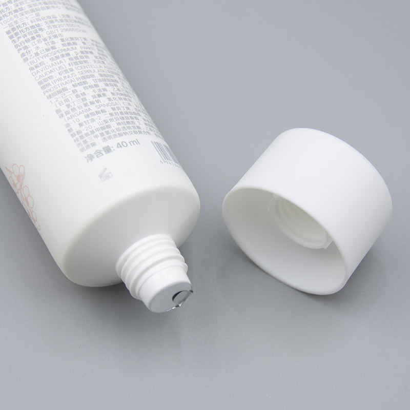 أنابيب تغليف كريم اليد لمستحضرات التجميل الناعمة غير اللامعة الصديقة للبيئة للعناية بالبشرة وأقنعة الوجه لغسل الوجه مع مساحة لطباعة الشاشة