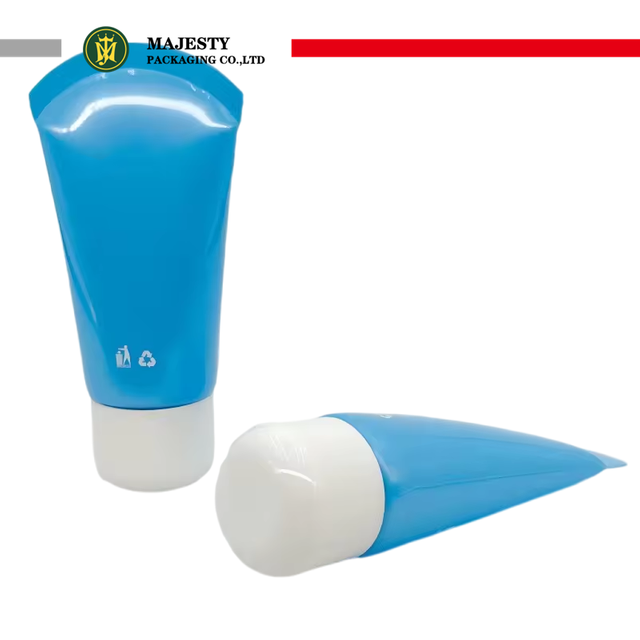 أنبوب فارغ للضغط مخصص 50-70 مل من البلاستيك للعناية بالبشرة للوجه مع أنبوب PP بغطاء لولبي