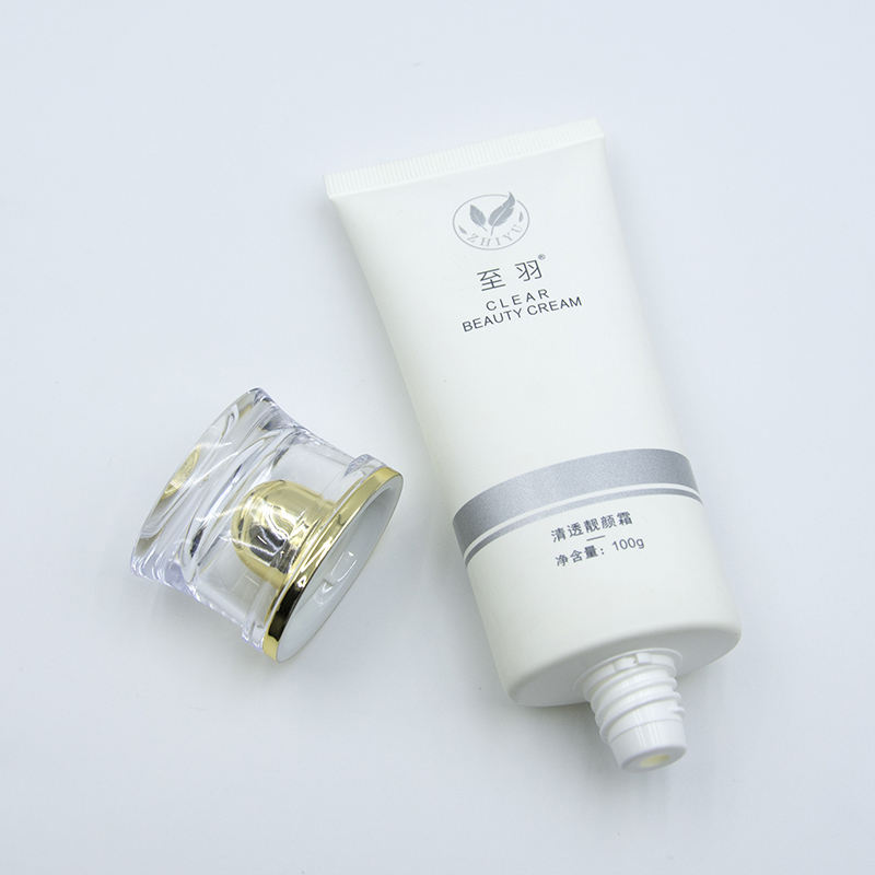 OEM120ml أنبوب بلاستيكي ناعم للضغط لوشن الجسم وواقي الشمس المنظف والشامبو مع غطاء لولبي مستحضرات التجميل وغسول الوجه الأساسي