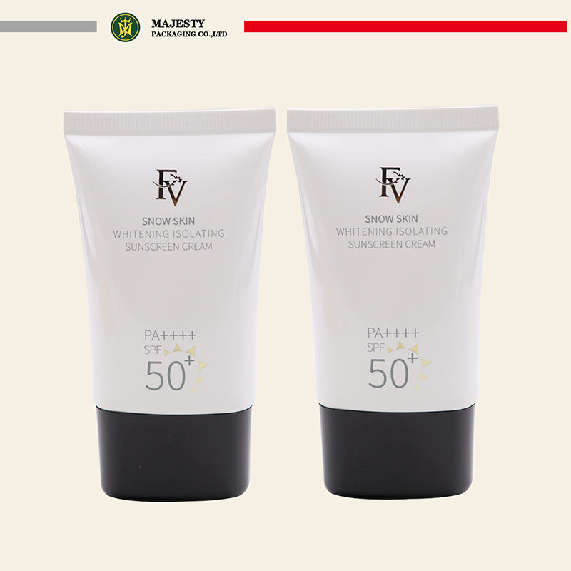 أنابيب بلاستيكية مسطحة بيضاوية 30 مل 50 مل PE مخصصة لكريم Sunblock وكريم الأساس BB مع تغليف غطاء لولبي لمستحضرات التجميل