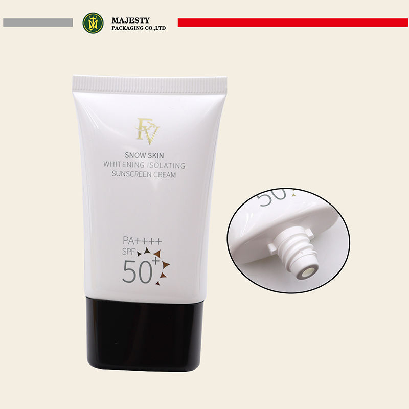 أنابيب بلاستيكية مسطحة بيضاوية 30 مل 50 مل PE مخصصة لكريم Sunblock وكريم الأساس BB مع تغليف غطاء لولبي لمستحضرات التجميل