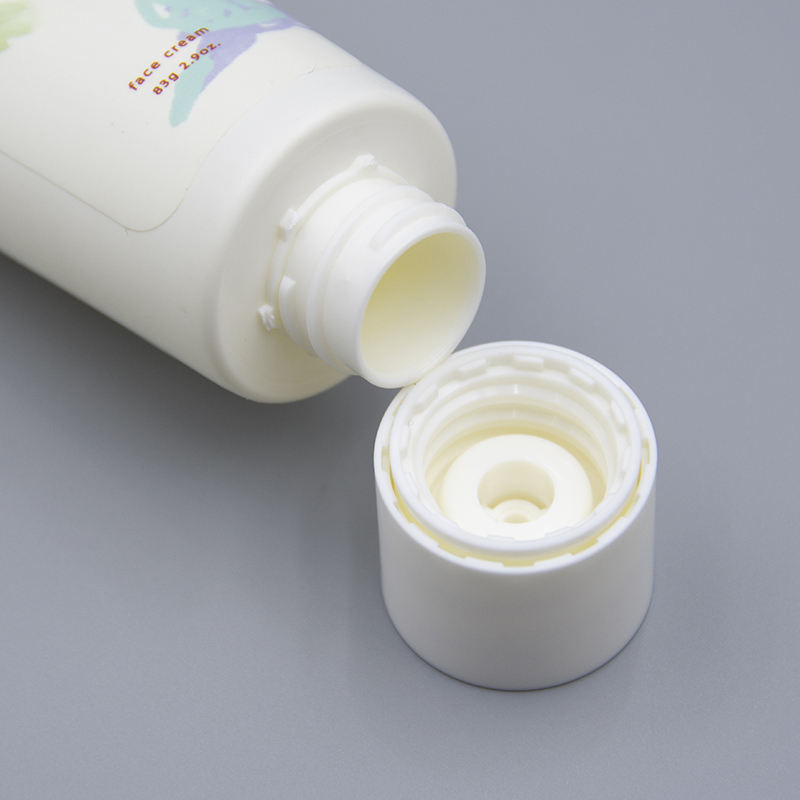 أنبوب بلاستيكي ناعم مخصص لغسل الوجه وتغليف كريم اليد مع غطاء علوي ملتوي تصميم مخصص