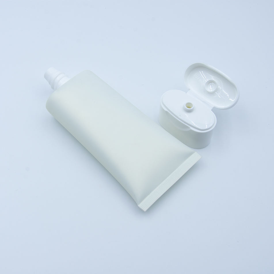 أنبوب بلاستيكي أبيض ناعم مخصص لمستحضرات التجميل فارغ 60 مللي 100 مللي 120 مللي غطاء علوي قابل للطي لشامبو كريم العين وكريم اليد واقي من الشمس