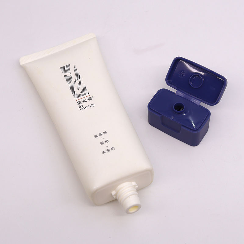 تصميم جديد مسطح من البلاستيك الناعم أنبوب مستطيل الوجه غطاء علوي كريم اليد كريم الوجه العناية بالبشرة كتلة الشمس كريم الشمس التعبئة والتغليف واقية من الشمس