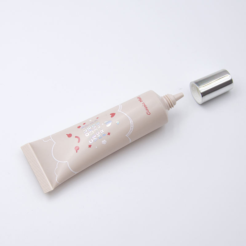 OEM15ML BB الأساس السائل كريم طويل فوهة تلميح غطاء لولبي PE أنبوبة مستحضرات التجميل التعبئة والتغليف كريم العين واقية من الشمس مع أنبوب الضغط