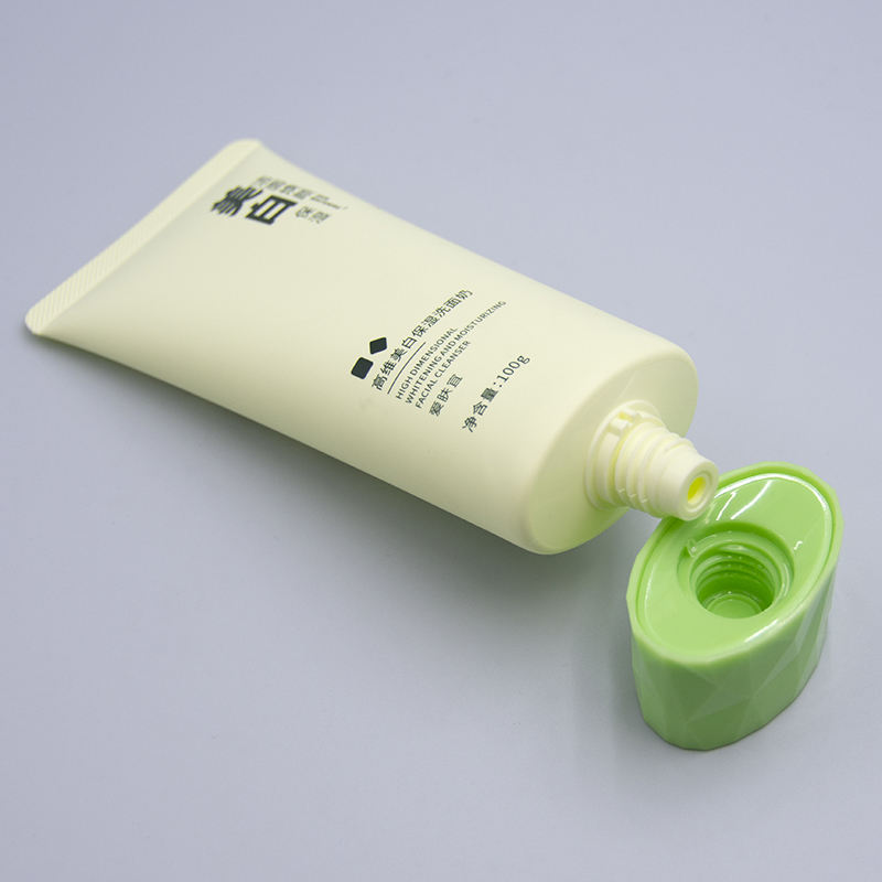 OEM100ML-120ML أنبوب مستحضرات التجميل البيضاوي لكريم العين العناية بالبشرة غسل الوجه وأنبوب ضغط واقي الشمس مع برغي علوي