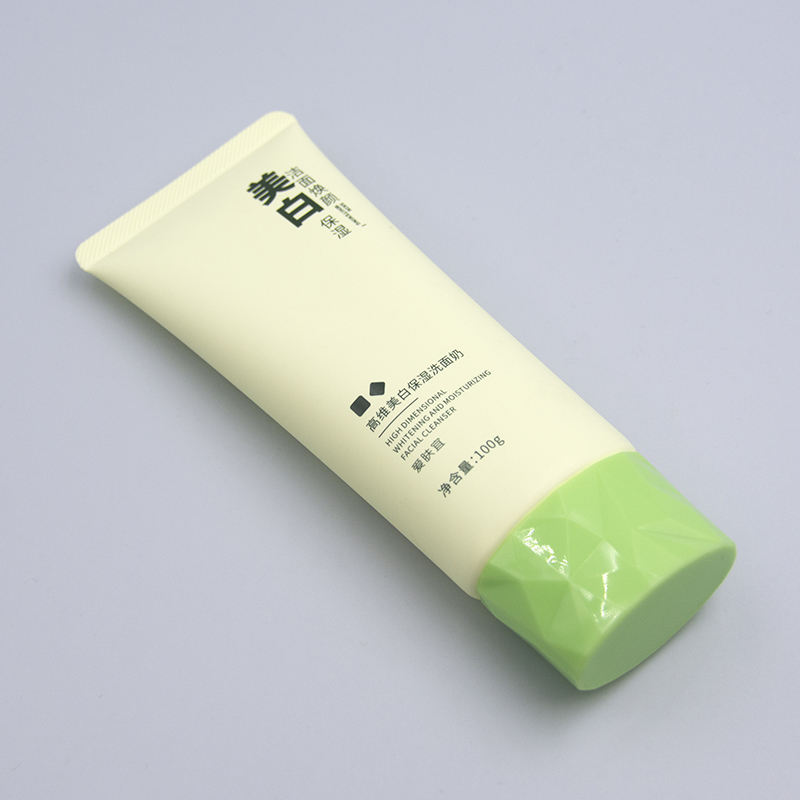 OEM100ML-120ML أنبوب مستحضرات التجميل البيضاوي لكريم العين العناية بالبشرة غسل الوجه وأنبوب ضغط واقي الشمس مع برغي علوي