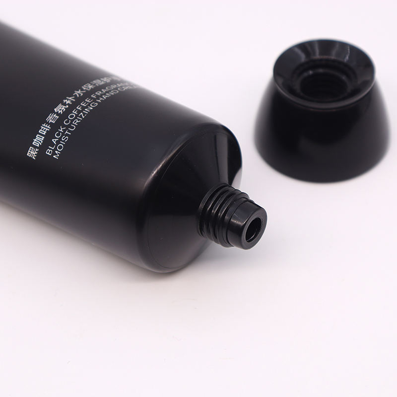 OEM 80 مللي 100 مللي 120 مللي أسود أنبوب بلاستيكي فارغ كريم وجه الرجال منظف الوجه أنبوب مع غطاء برغي التعبئة والتغليف لغسل الوجه