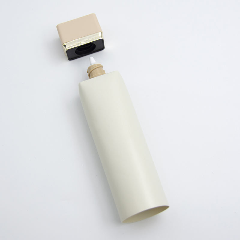 أنبوب تعبئة مستحضرات التجميل الفارغ OEM لكريم الأساس BB CC كريم اليد الواقي من الشمس مع الشفة العلوية الوجه لقناع الوجه الماسكارا