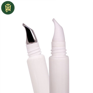 التعبئة والتغليف البلاستيكية أنبوب مستحضرات التجميل Eyecream Lipbalm أنبوب صغير الحجم مع سبائك الزنك أو التعبئة والتغليف أنبوب قضيب مائل السيراميك