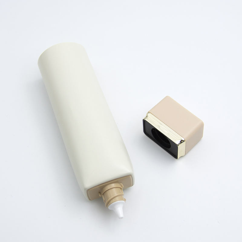 أنبوب تعبئة مستحضرات التجميل الفارغ OEM لكريم الأساس BB CC كريم اليد الواقي من الشمس مع الشفة العلوية الوجه لقناع الوجه الماسكارا